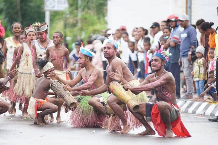 Suku Biak Menjaga Warisan Tiga Pulau Eksotis di Papua