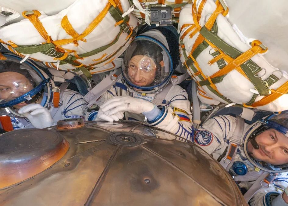 Berbulan-bulan Tinggalkan Bumi, Astronot AS dan Kosmonot Rusia Akhirnya Pulang