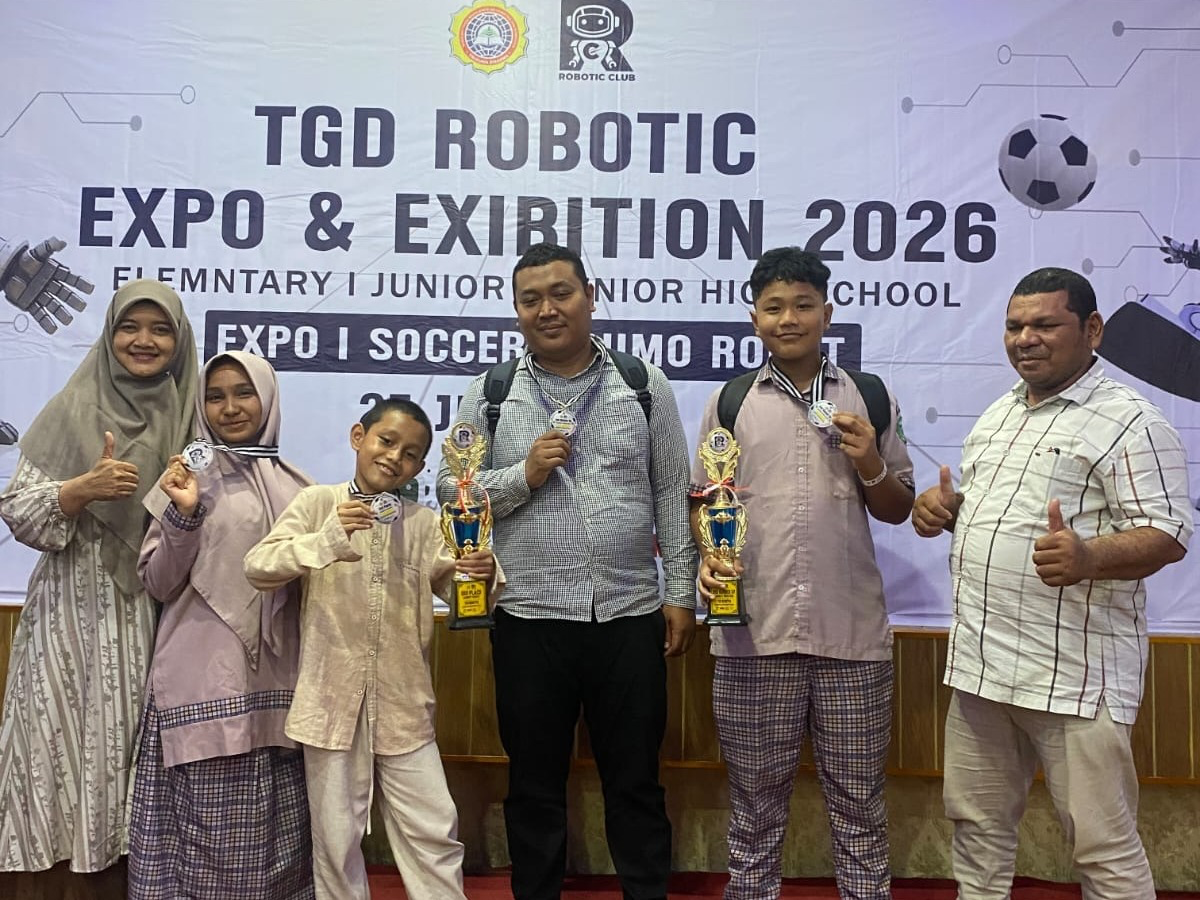 Tim Grong Robotik MTsN 11 Pidie Harumkan Nama Aceh Lewat Lomba Robotik Nasional