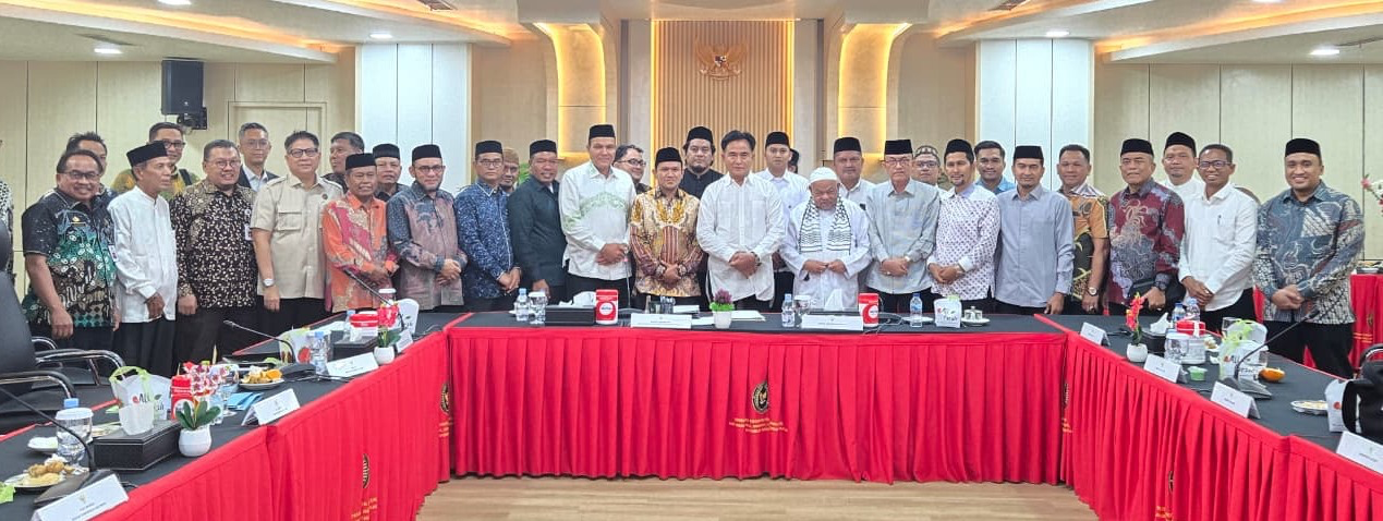 Status Tanah Wakaf Blang Padang Dibahas, Menko Yusril Usulkan Penetapan Mahkamah Syariah Aceh