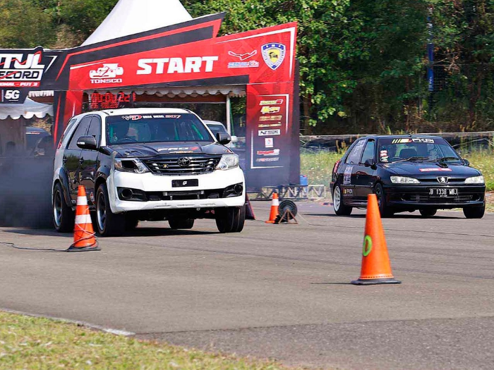 Kejurnas Drag Race Putaran 3: 4 Dragster Bersinar, 4 Daerah Berjaya