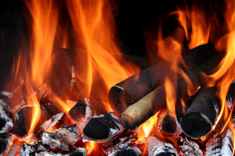Kebakaran Rumah di Tebet, Seorang Wanita Tewas Terbakar