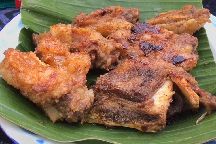 6 Makanan Khas Makassar yang Siap Menggoyang Lidah dan Bikin Ketagihan