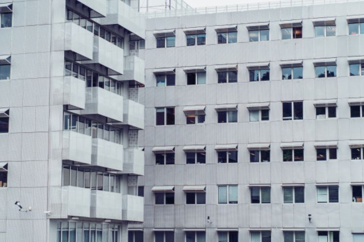 Panik Lihat Orang Asing di Kamarnya, Wanita Ini Nekat Lompat dari Lantai 19 Apartemen Kalibata