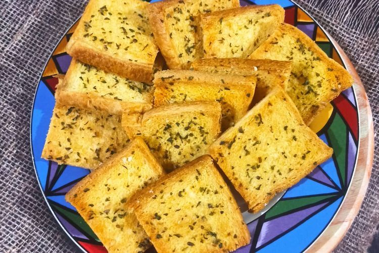 17 Ide Nama Usaha Garlic Bread yang Unik dan Menjanjikan Cuan
