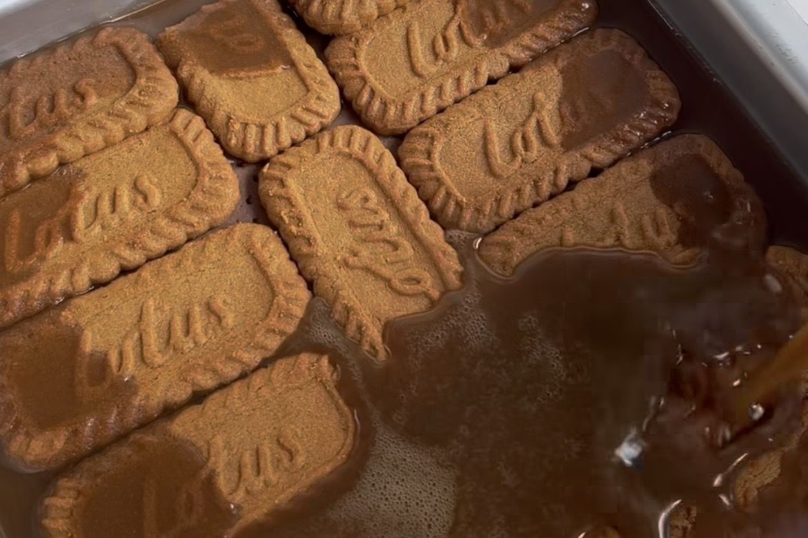17 Ide Nama Usaha Cake Puding Kopi Lotus Biscoff yang Estetik