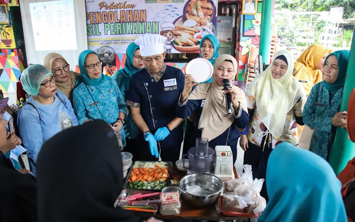 Sudin KPKP Jakarta Pusat Latih Warga Olah Ikan Jadi Bisnis Kekinian, Bikin Cuan Nambah!