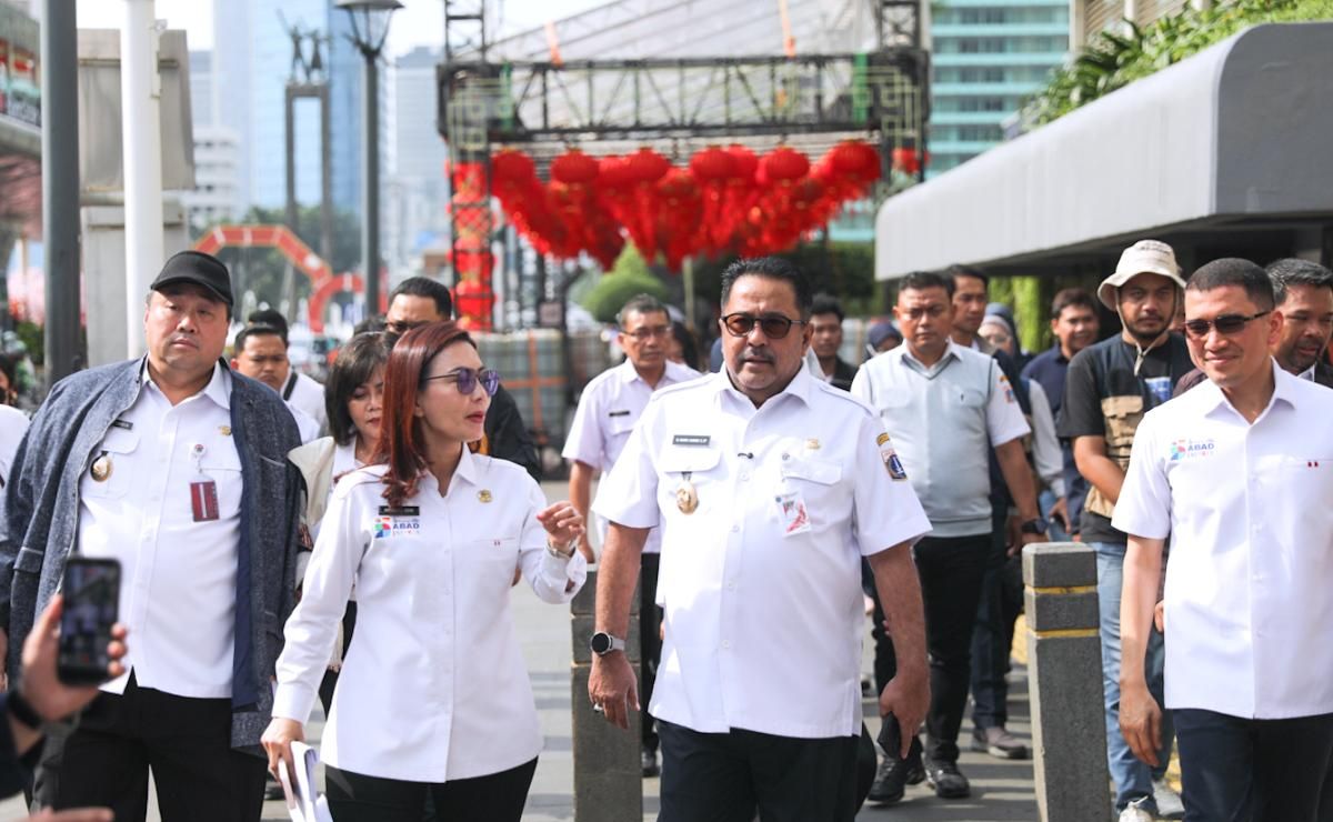 Pastikan Tak Ada Larangan Dagang di Glodok Jelang Perayaan Imlek, Rano Karno: Kita Atur Biar Makin Cuan!