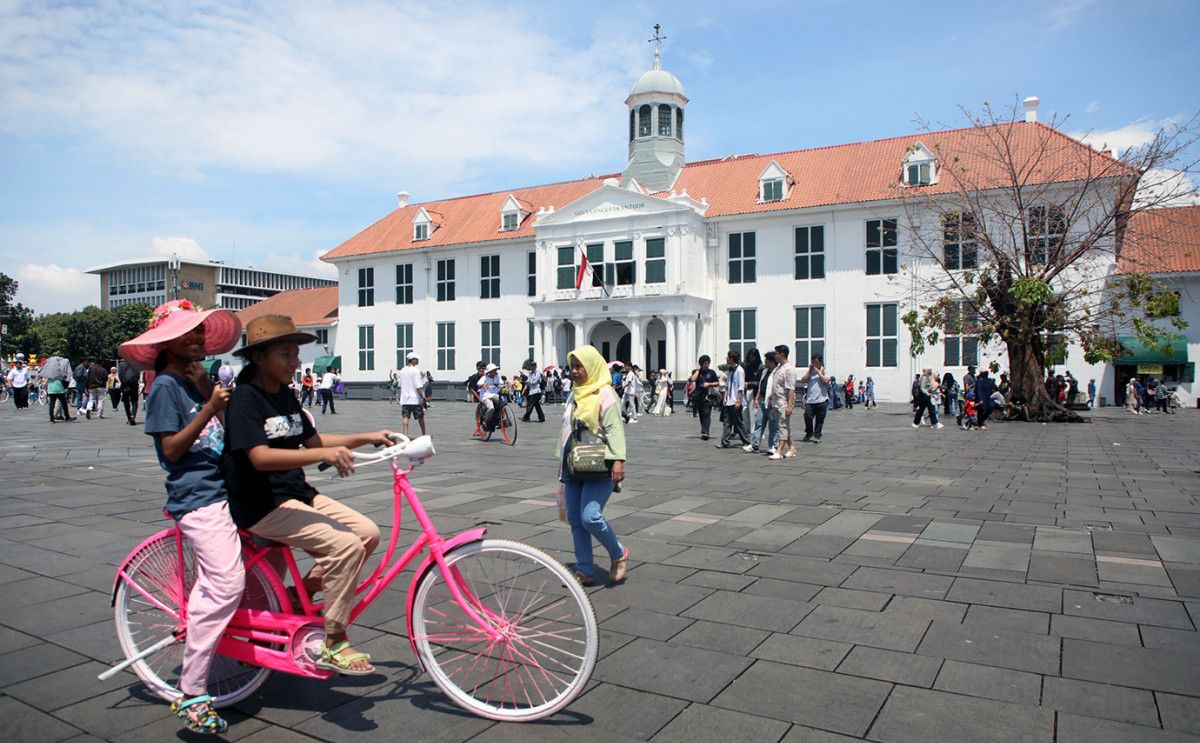 Tembus 2,4 Juta Pengunjung, Ini Rahasia Kota Tua Jakarta Tetap Jadi Primadona Wisata Sepanjang Tahun 2025
