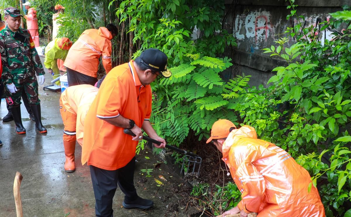 Wagub Rano Karno Pimpin 100 Ribu Personel dalam Gerakan Jaga Jakarta Bersih , Antisipasi Musim Pancaroba di Ibu Kota