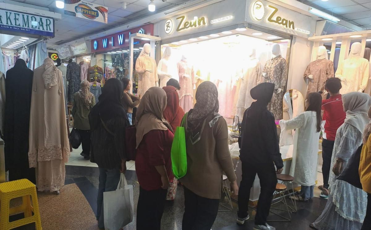 Omzet Busana Muslim Tanah Abang Naik 70 Persen, Gamis Binor Jadi Incaran Warga Jakarta