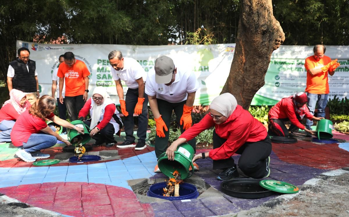 Warga Jakarta Timur Sukses Kelola Sampah Lewat Biopori Jumbo, Gubernur Pramono Anung Beri Applause!