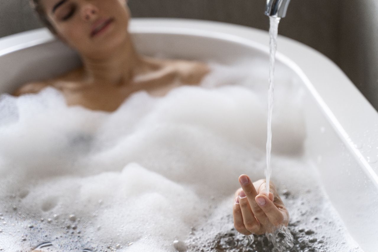 5 Arti Mimpi Mandi saat Tidur Menurut Islam, Bisa Hilangkan Dosa?