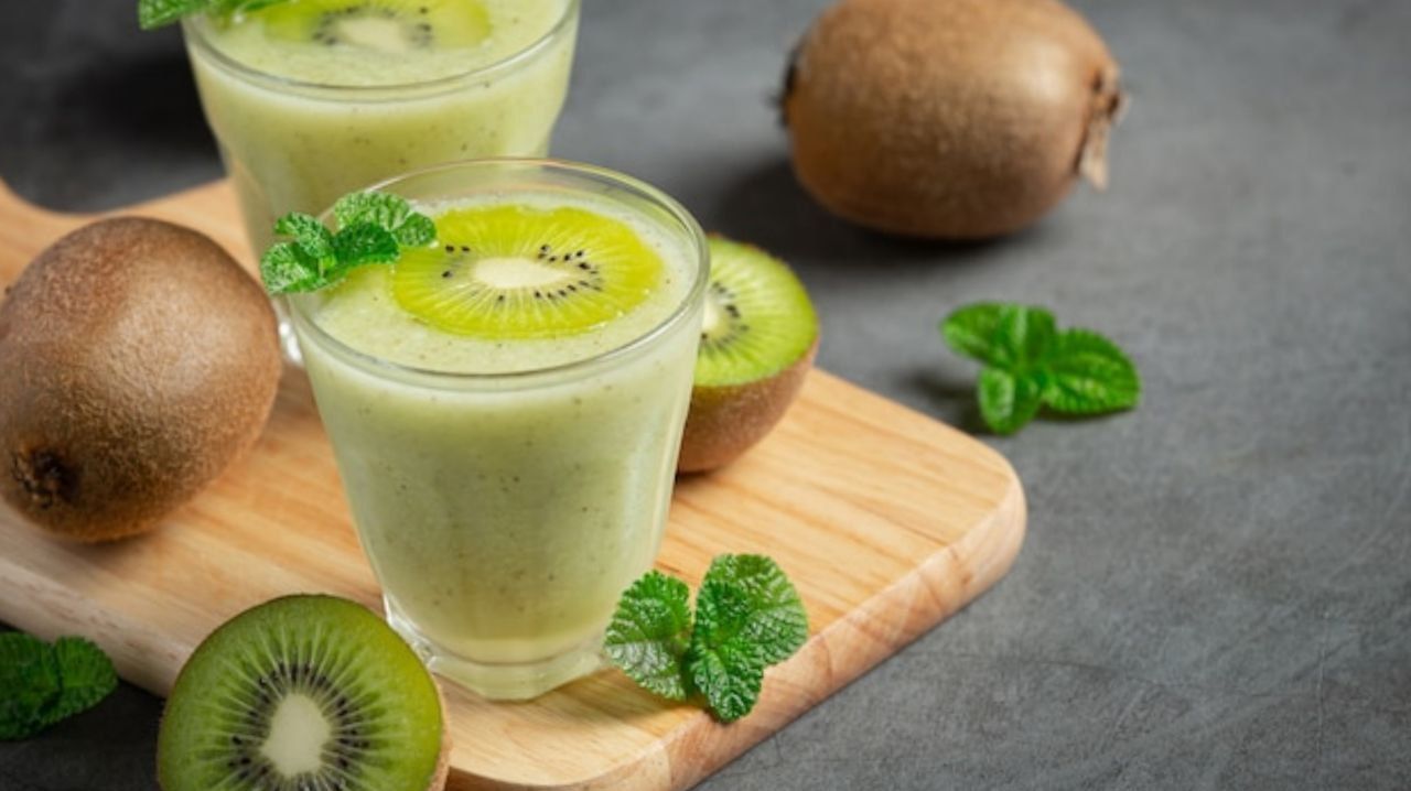 7 Manfaat Luar Biasa Jus Kiwi dan Timun untuk Kesehatan Tubuh