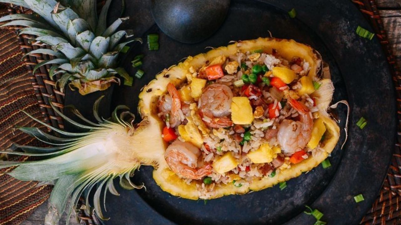 17 Ide Nama Usaha Nasi Goreng Nanas yang Unik dan Menarik Pelanggan