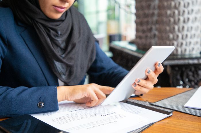 Apa Itu Surat Keterangan Kerja? Fungsi, Kegunaan, dan Contoh Format
