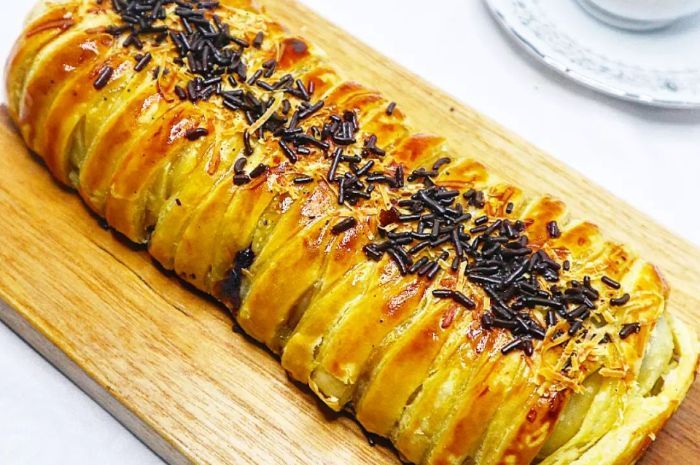 17 Ide Nama Usaha Strudel Pisang Cokelat yang Unik dan Kekinian buat Bisnis Kamu