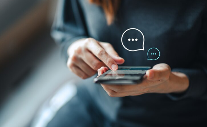 30 Ide Nama Grup WhatsApp Arisan Mak-Mak yang Seru dan Asik