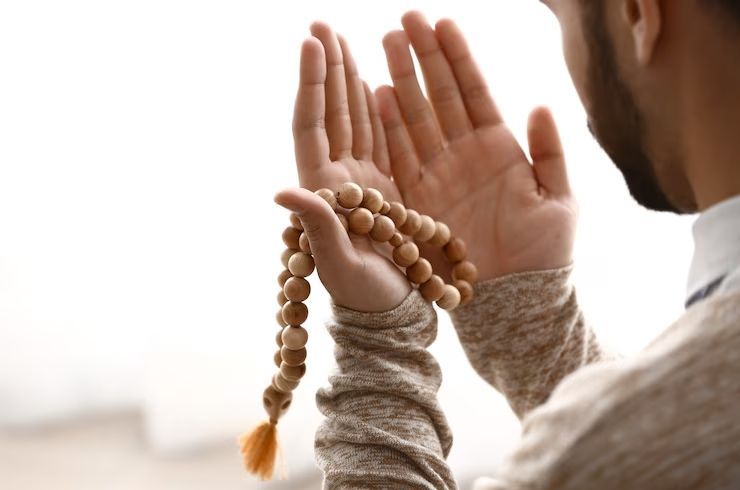 Arti Jazakallah Khairan, Jazakillah, dan Jazakumullah serta Cara Menjawabnya