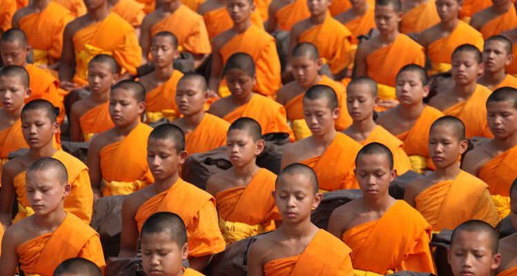 17 Caption Singkat tentang Hari Waisak 2026 Dalam Bahasa Inggris yang Estetik