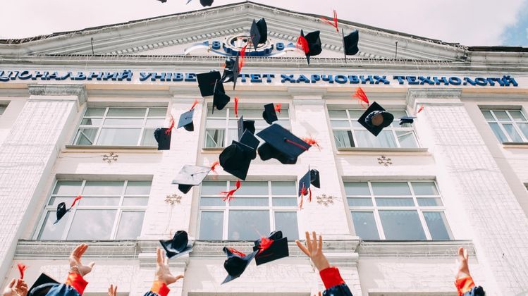 5 Jurusan Kuliah Paling Santai tapi Peluang Kerja Jelas