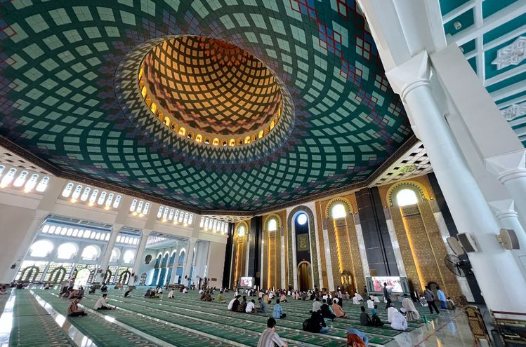 5 Arti Mimpi Mendengar Adzan Menurut Primbon Jawa, Pertanda Apa?