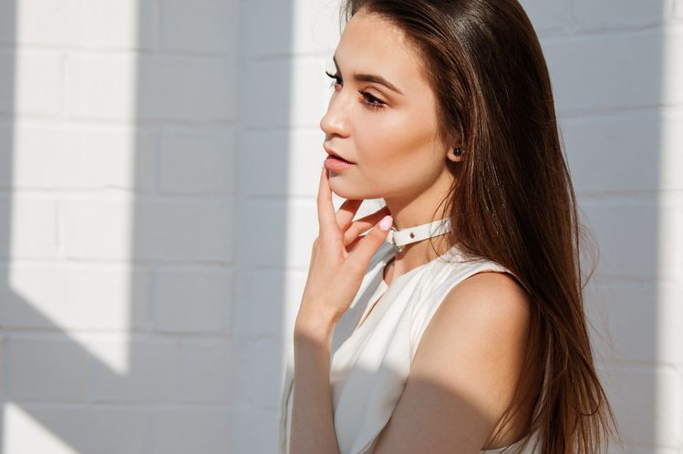 17 Caption Singkat tentang Wanita Dalam Bahasa Inggris yang Estetik dan Bikin Glow Up Medsosmu!