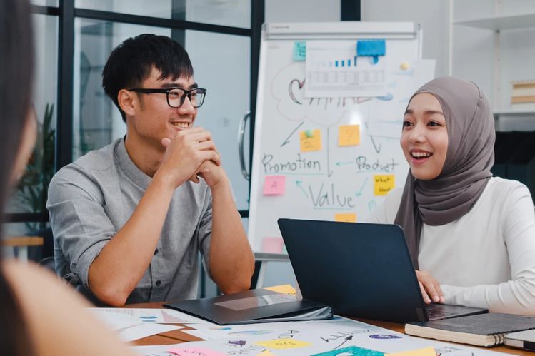 35 Ucapan Perpisahan Rekan Kerja Bahasa Inggris untuk Resign