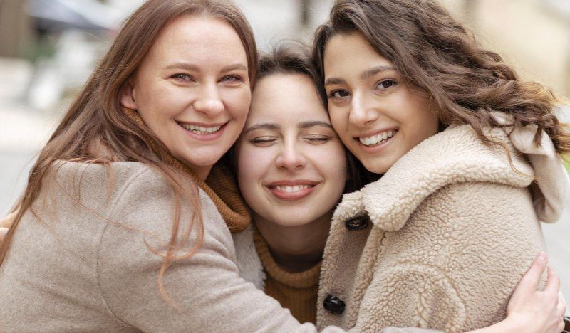 5 Zodiak Cewek yang Paling Perhatian dan Penyayang