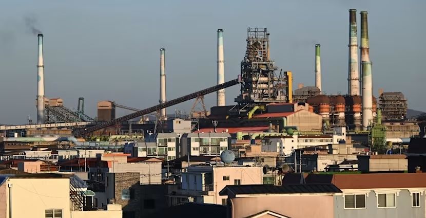 3 Pekerja Dilarikan ke Rumah Sakit akibat Kebocoran Gas Beracun di Pabrik Baja Korsel