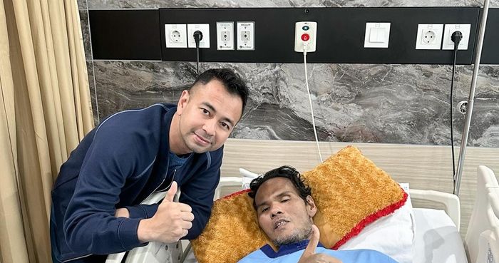 Jenguk Fahmi Bo, Raffi Ahmad Tanggung Semua Biaya Pengobatan hingga Sembuh!