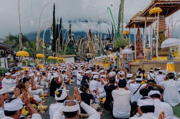 17 Ucapan Selamat Hari Nyepi Dalam Bahasa Inggris yang Aesthetic buat Vibes Medsos