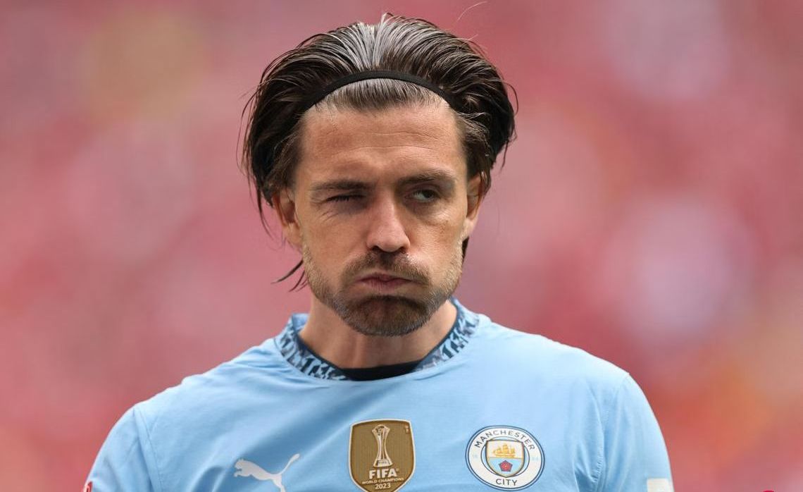 Tak Terima Diejek, Suporter MU Tampar Jack Grealish dan Dilarang Nonton Bola Selama 3 Tahun