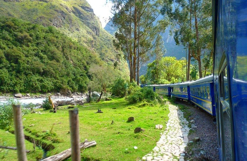 40 Caption Naik Kereta Aesthetic Bahasa Inggris untuk Instagram