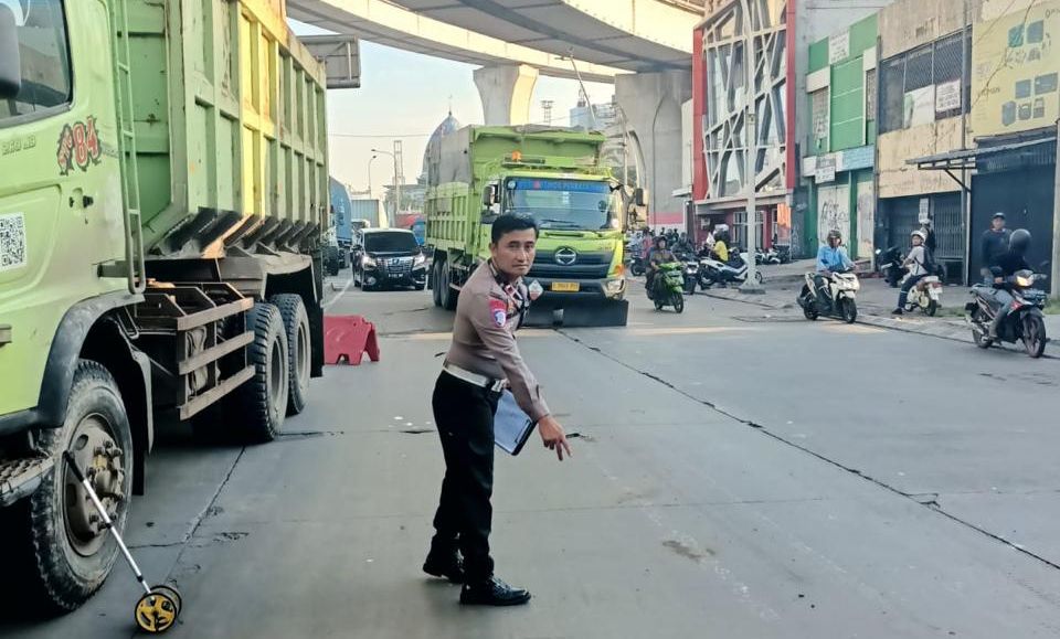 Kecelakaan Motor Vs Truk di Koja Jakut, Pemotor Tewas Seketika