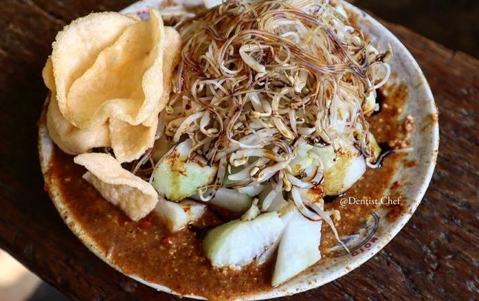 Ketoprak Mendunia! Kuliner Kaki Lima Indonesia Masuk Daftar Makanan Vegan Terenak di Dunia