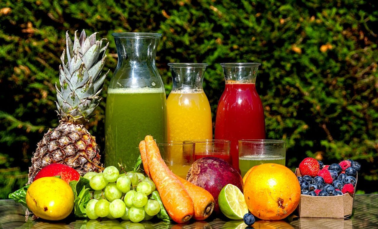 5 Jus Buah Alami untuk Menjaga Kesehatan Mata