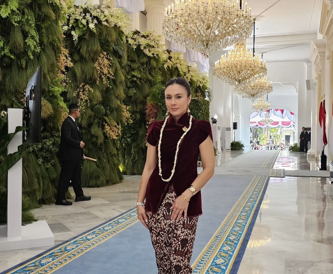 5 Artis Parade Busana di Istana Negara, Wulan Guritno hingga Rossa Anggun Memesona