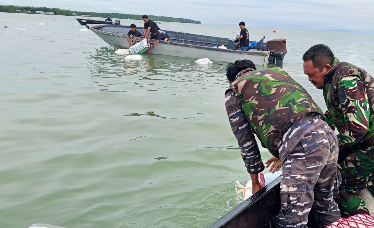 TIM SAR TNI AL Nunukan Selamatkan Speedboat Tenggelam di Perbatasan RI–Malaysia