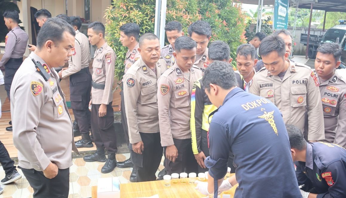 Polres Tarakan Laksanakan Cek Urine, Pengawasan Internal