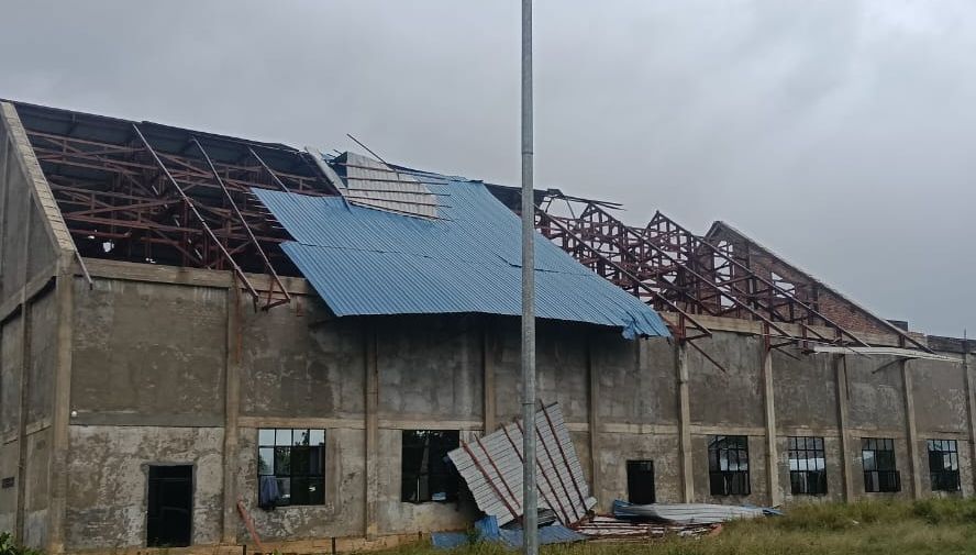 Hujan Disertai Angin Ribut Terjang Krayan, Rumah Warga, Dua Gereja dan Pos Pamtas Terdampak