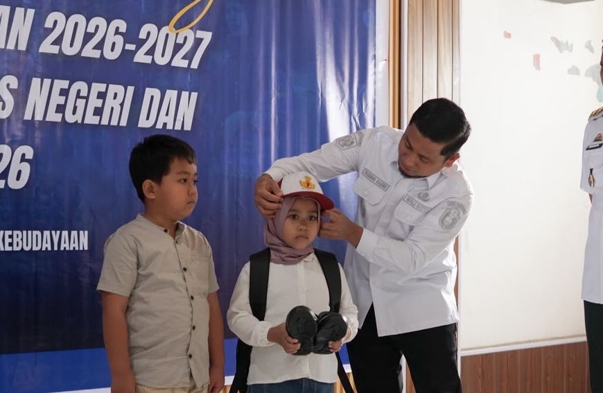 Ringankan Beban Ortu, Pemkot Parepare Realisasikan Program Seragam dan Perlengkapan Sekolah Gratis