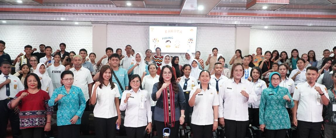 Bunda Genre Ambon Buka “Berbagi Piring Emas”, Ajak Keluarga Perhatikan Gizi Anak