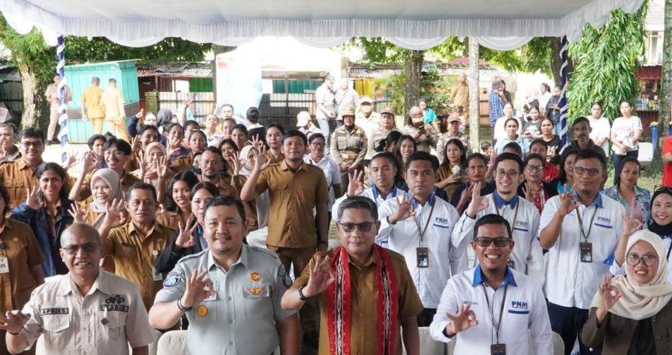 Kolaborasi Wujudkan Ambon Bersih, Pemkot Resmikan TPS Ecolife di Pattimura Park