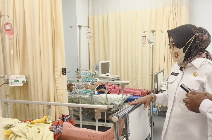 Wawali Ambon Elly Toisuta Tinjau Lokasi Bencana, Pastikan Penanganan dan Bantuan Korban