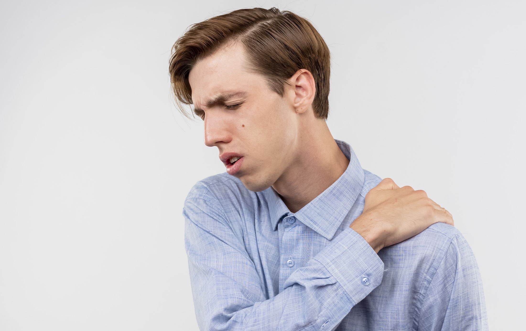 Sering Nyeri Bahu? Waspadai Frozen Shoulder yang Bisa Bertahan hingga 3 Tahun
