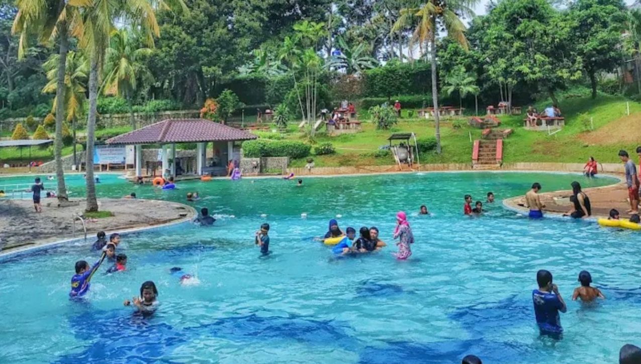 5 Kolam Renang di Cimanggis Depok yang Cocok untuk Liburan Keluarga