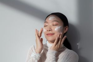 Apa Itu White Cast pada Kulit? Kenali Penyebab dan Cara Mengatasinya
