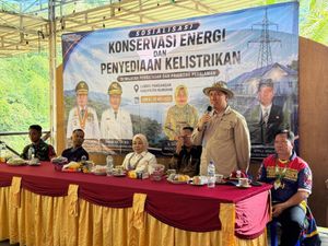 Pemprov Kaltara Percepat Elektrifikasi Perbatasan, 13 PLTS Komunal Dibangun Tahun Depan