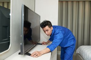 TV Ada Suara tapi Layar Gelap? Ini Penyebab dan Cara Mengatasinya